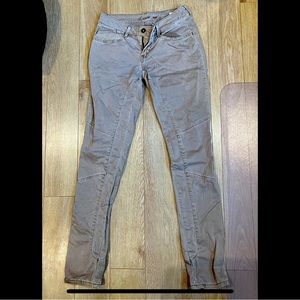 Levi’s beige pants